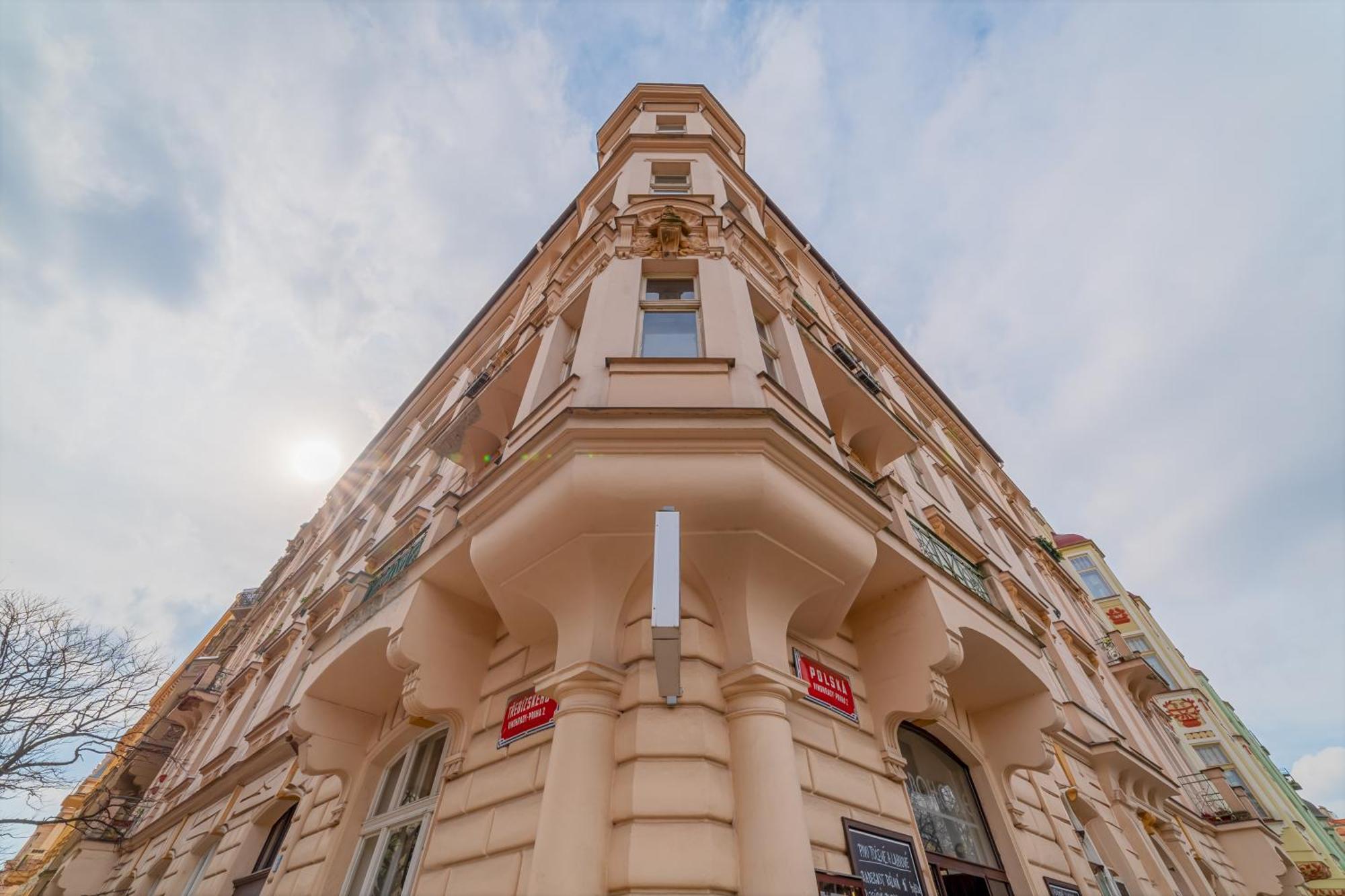 Vintage Vogue Apartment By Rentez Praga Zewnętrze zdjęcie